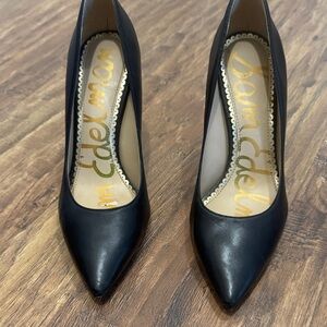 Sam Edelman Black Pointed-Toe Leather Pumps